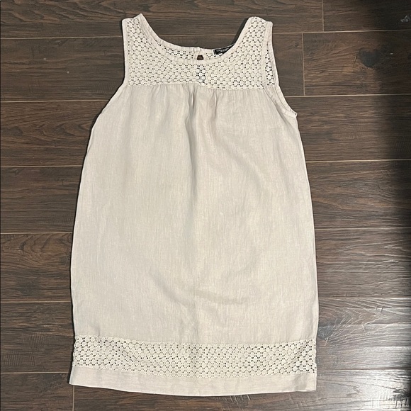 Lungo L’Arno Dresses & Skirts - Lungo L’arno Italian Linen Sleeveless Cream Crochet-Trim Midi Dress